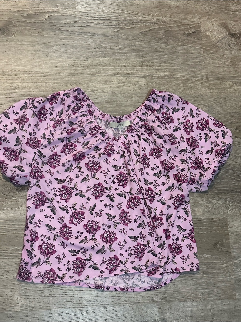 LOFT Floral Print Blouse Pink Short Sleeve Lightweight Top Size M